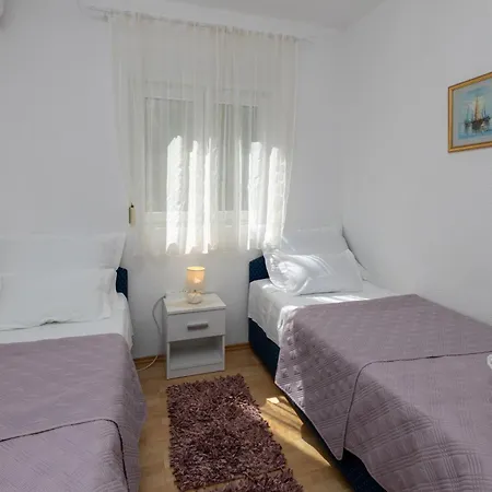 Holiday home Kuca Gaspar *